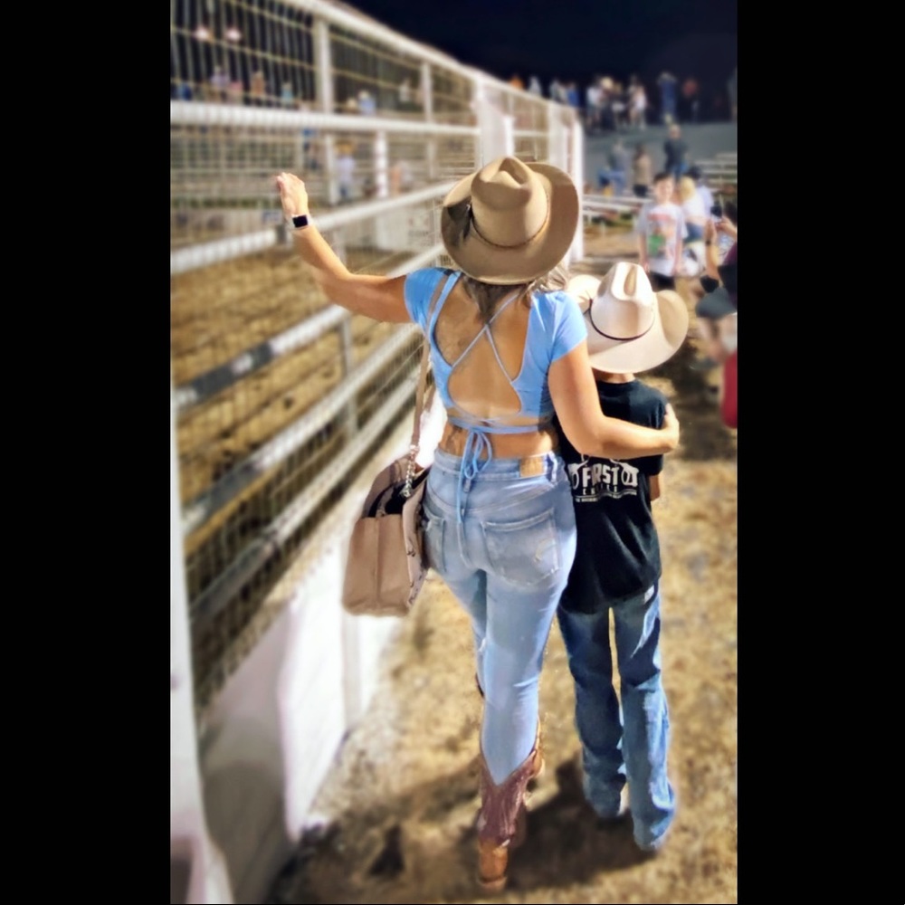 Meet your Posher, Stephanie